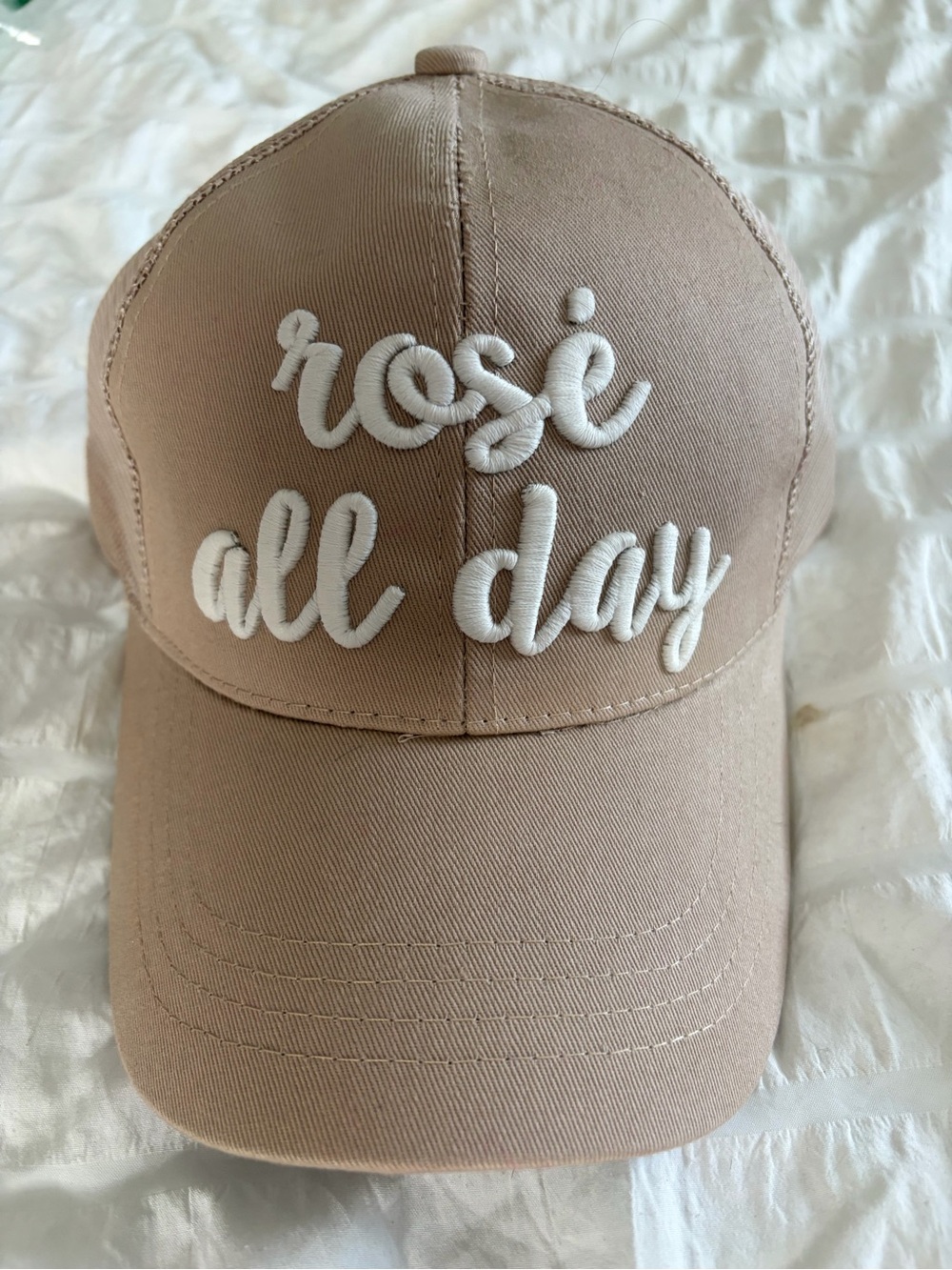 NWT C.C Color-Changing PonyCap Hat - Tan with White